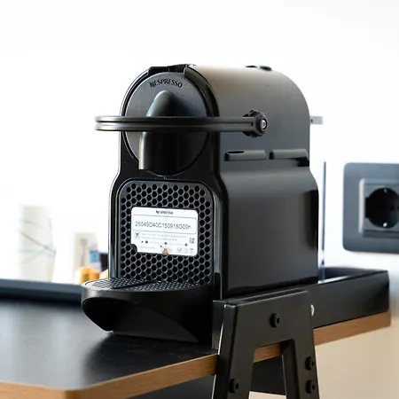 Tom